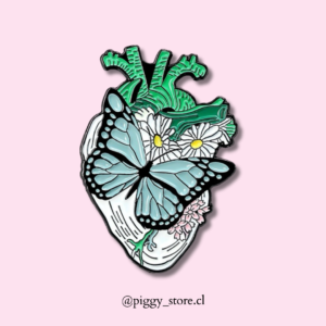 Corazón con mariposa