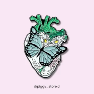 Corazón con mariposa